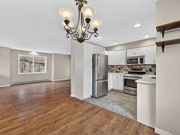 4th image of 124 Mills Rd Unit 27
