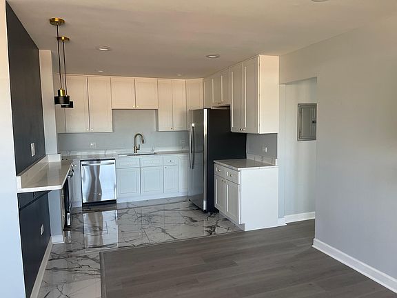 2nd image of 8524 Skokie Blvd APT 3D