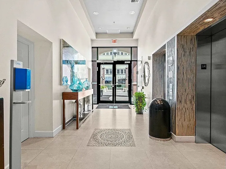 300 S Duval St #1810 — Photo 34