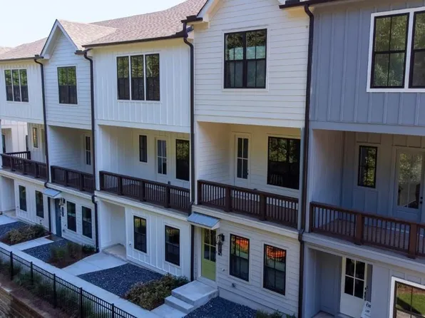 1235 Zebrawood Ct SE, Atlanta, GA 30315