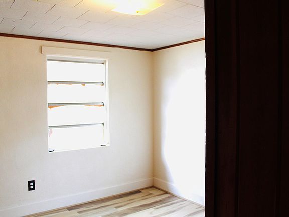 3rd image of 213 3rd St SE #A