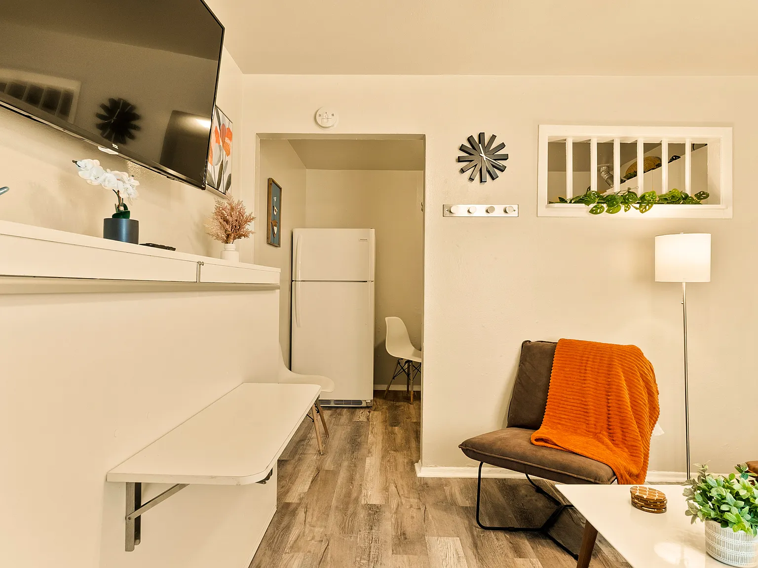Cozy Nest Apartments - 7 — Photo 2