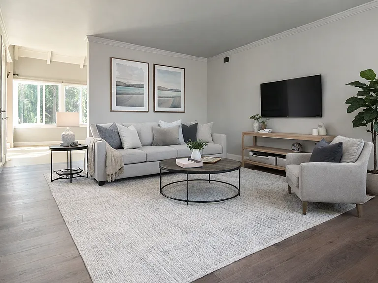 277 Olivina Ave — Photo 3