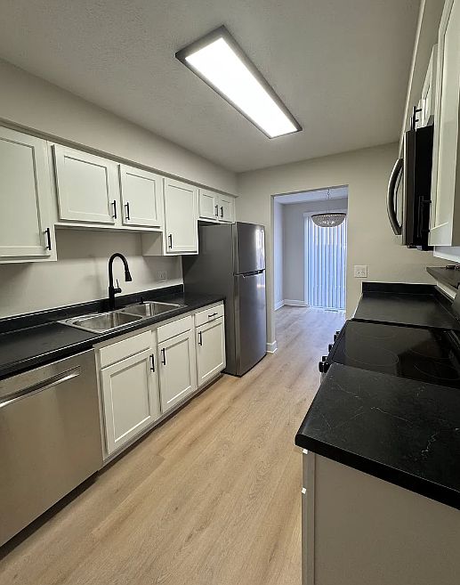 1st image of 5238 Dierker Rd
