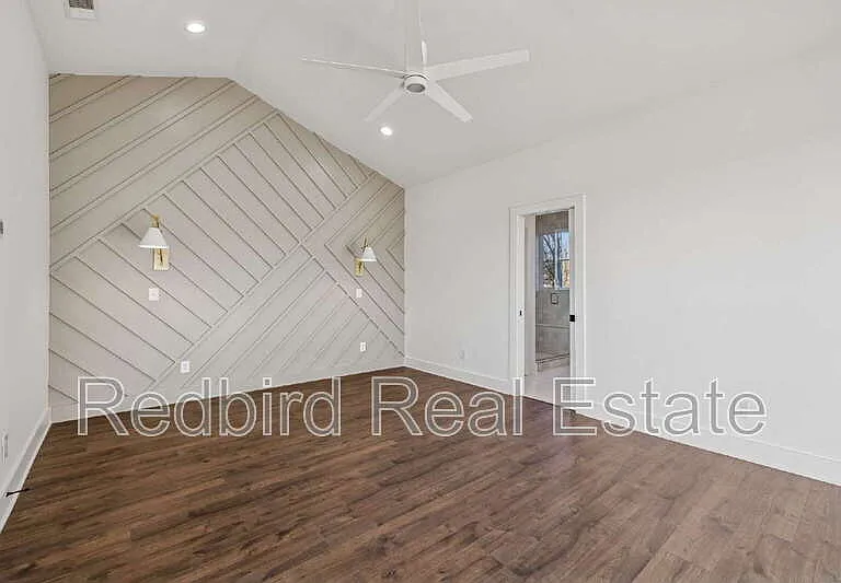 2050 McKinley St — Photo 25