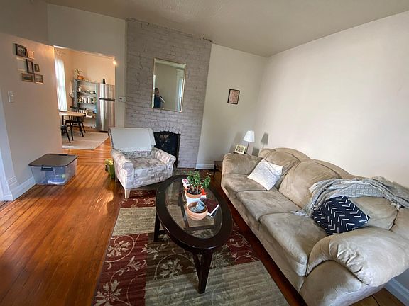 4th image of 823 Campbell Ave