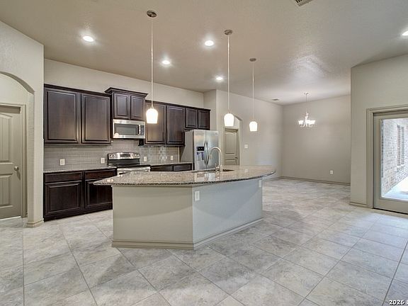 2nd image of 10826 Belle Vere