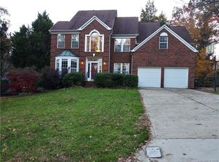 9022 Tayside Ct, Huntersville, NC 28078