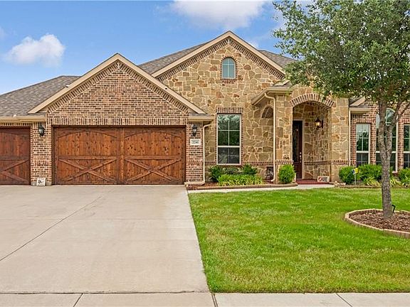 2nd image of 2241 Clarebrooke Dr