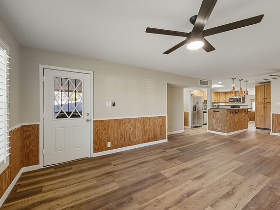 4th image of 4333 E Earll Dr