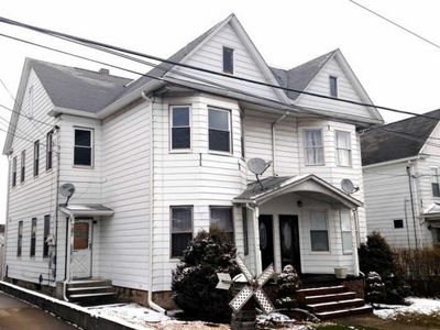 150 E Carey St, Plains, PA, 18705