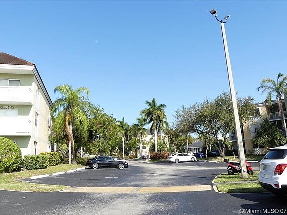 2nd image of 8660 SW 212th St APT 309