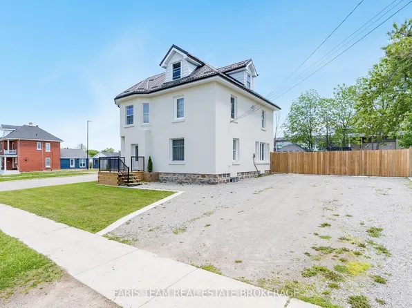 119 Jephson St, Tay, ON L0K 2A0