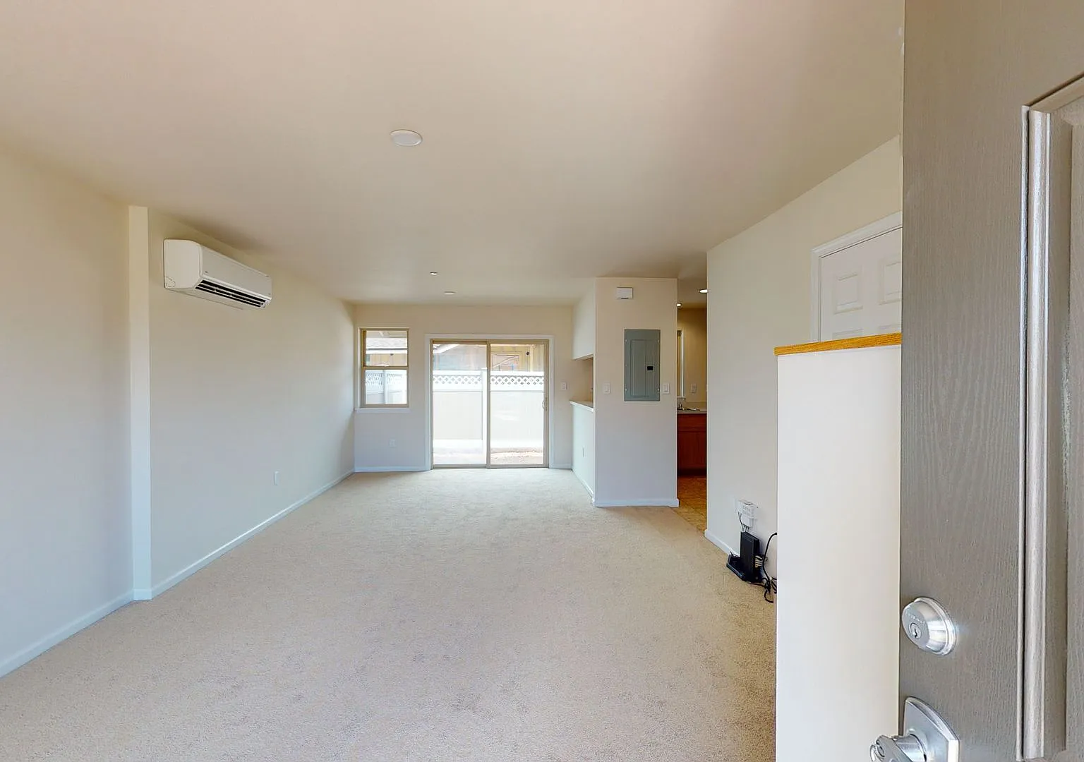 Kahoma Village Condo 2 Bed /2.5 Bath, Fully Furnished w/ a Backyard — Photo 1