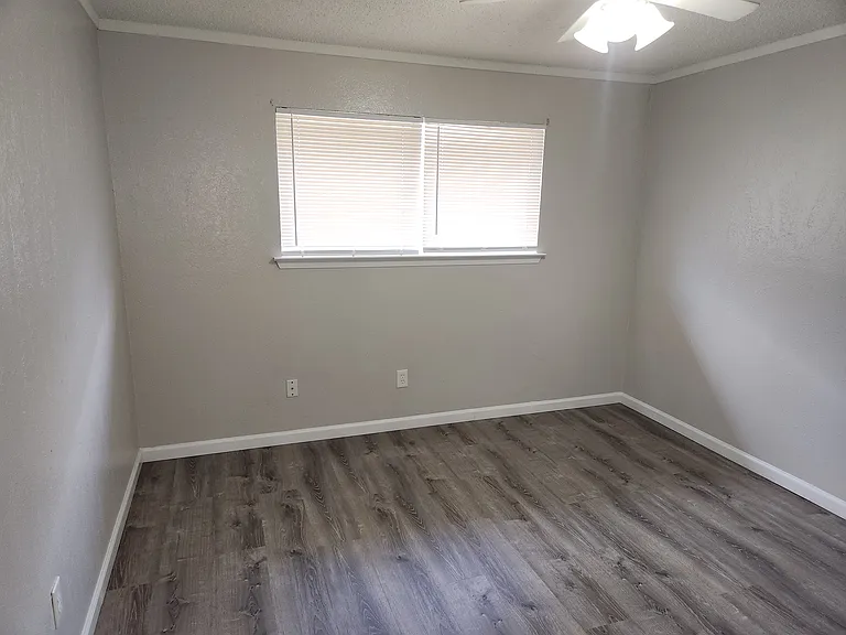 2 bed duplex, bed 2