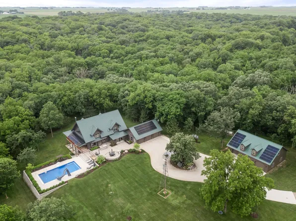 25143 Sportsmans Club Rd, Adel, IA 50003