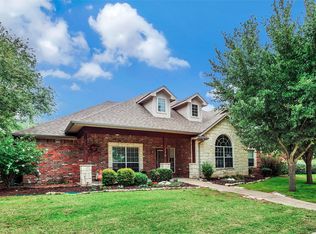 110 Whipperwill Way, Red Oak, TX 75154