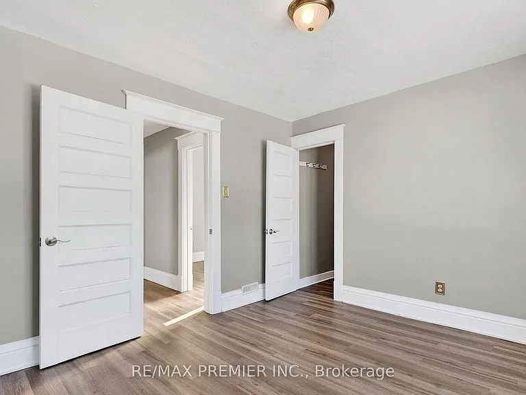 4848 2nd Ave #MAIN FLOOR — Photo 6