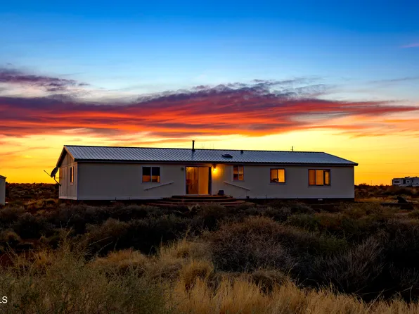 8728 Reata Rd, Winslow, AZ 86047