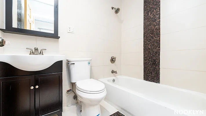 Rented by Nooklyn NYC LLC | media 30