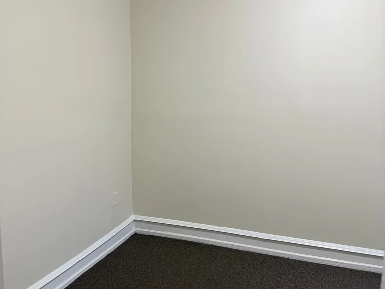 6133 Elmwood Ave — Photo 18