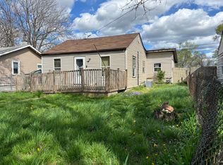 2722 E 36th Ave, Lake Station, IN 46405