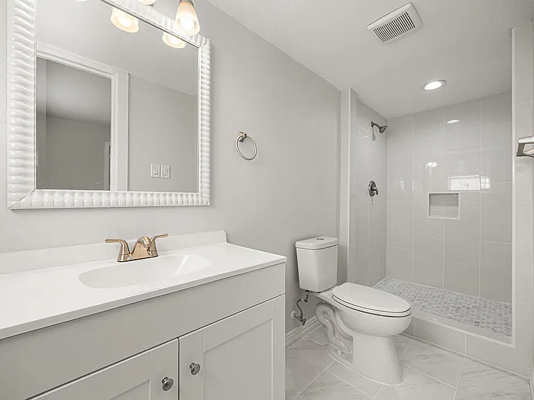 6619 Maybank Dr — Photo 17