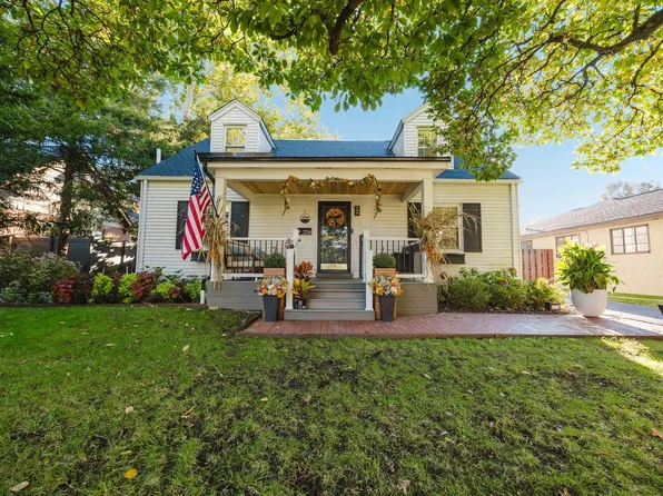 236 N Roosevelt Ave, Columbus, OH 43209