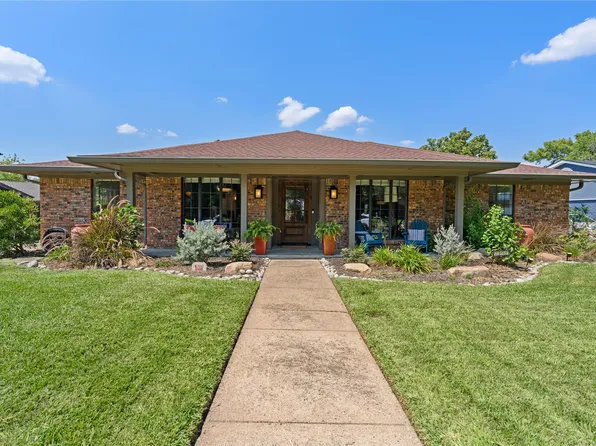 3217 Rolling Knoll Dr, Farmers Branch, TX 75234