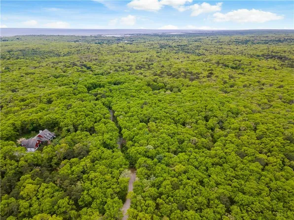 201 Gravelly Hill Rd, South Kingstown, RI 02879