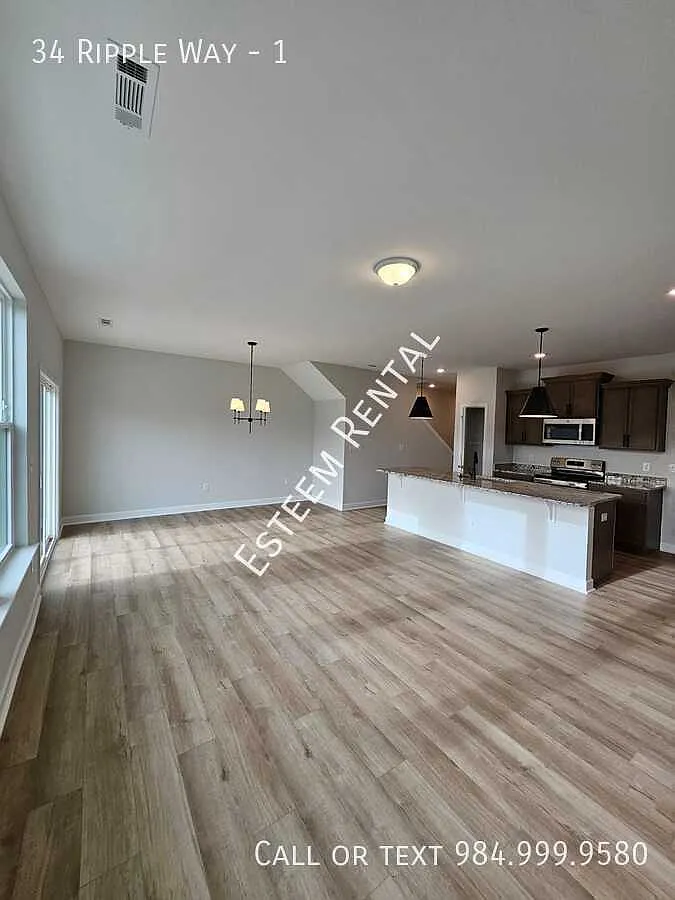 3 bed, 2.5 bath, 1933 sqft, $2,000 — Photo 4