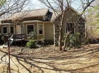 146 Woodburn Dr, Swannanoa, NC 28778