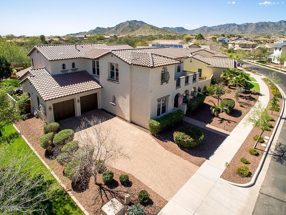 1st image of 20455 W Crescent Dr