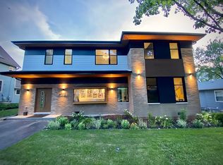 5404 Lane Pl, Downers Grove, IL 60515