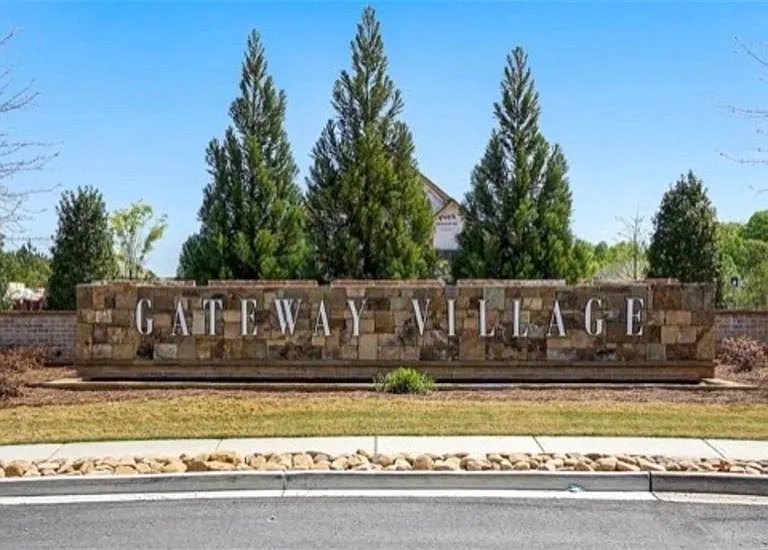 6637 Bluffview Dr — Photo 23