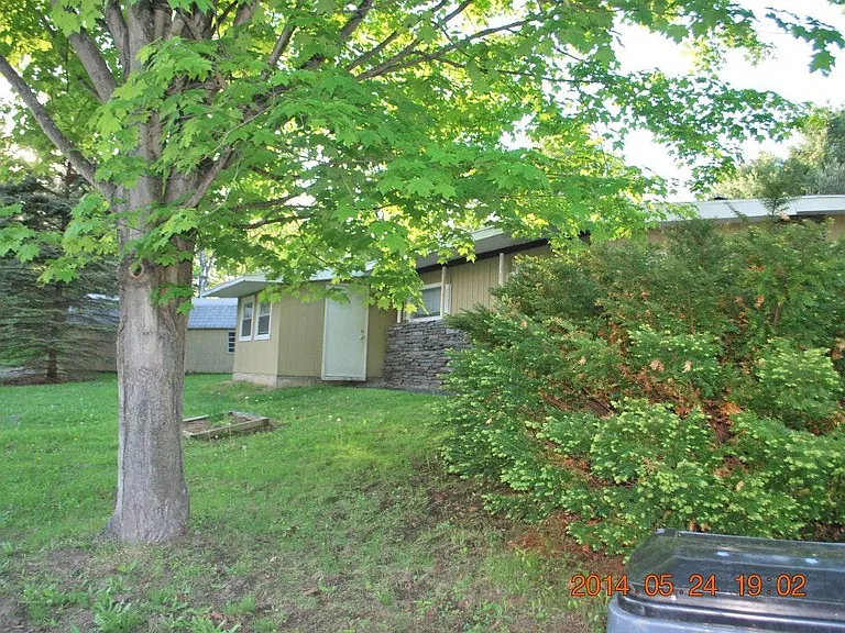 165 Daniels Rd — Photo 1