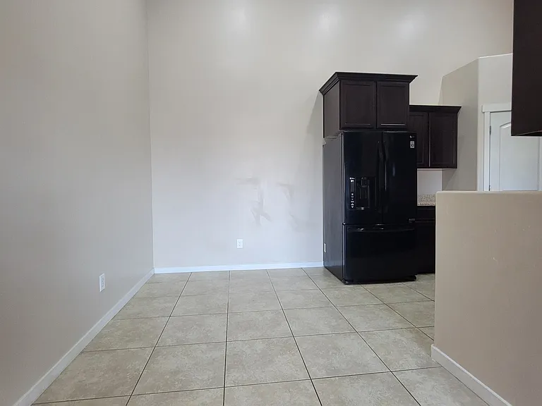 223 E Jordan Ridge Blvd #109 — Photo 14