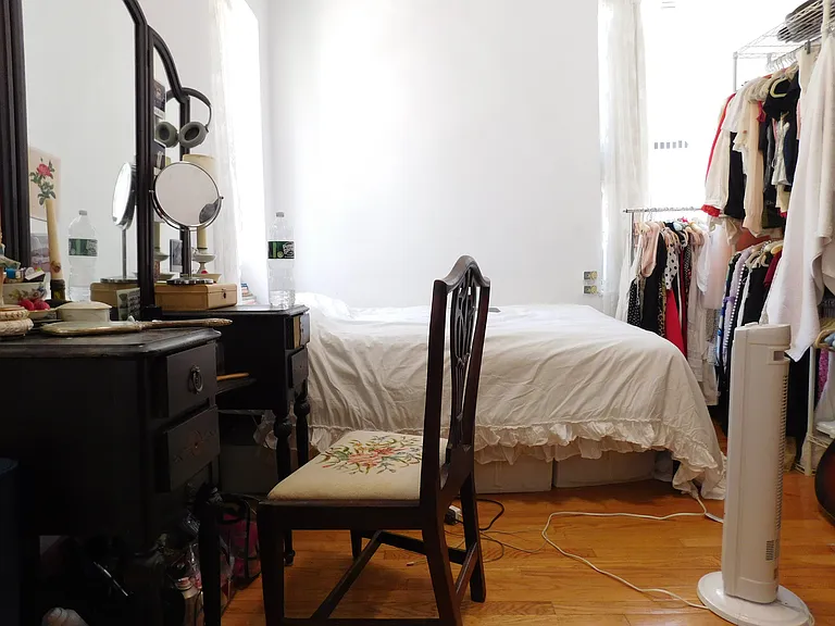 302 E 94th St #3-C — Photo 1
