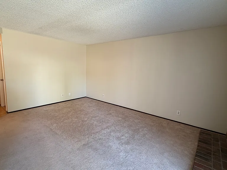 32727 Gustine St — Photo 6
