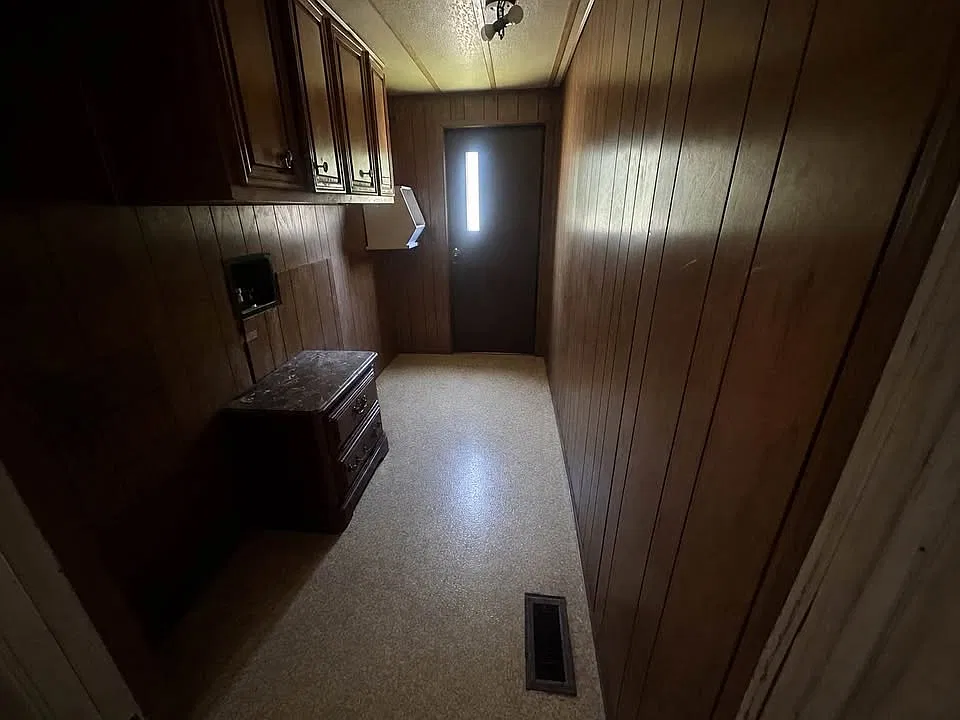 3 bed, 1.5 bath, 1250 sqft, $635 — Photo 4