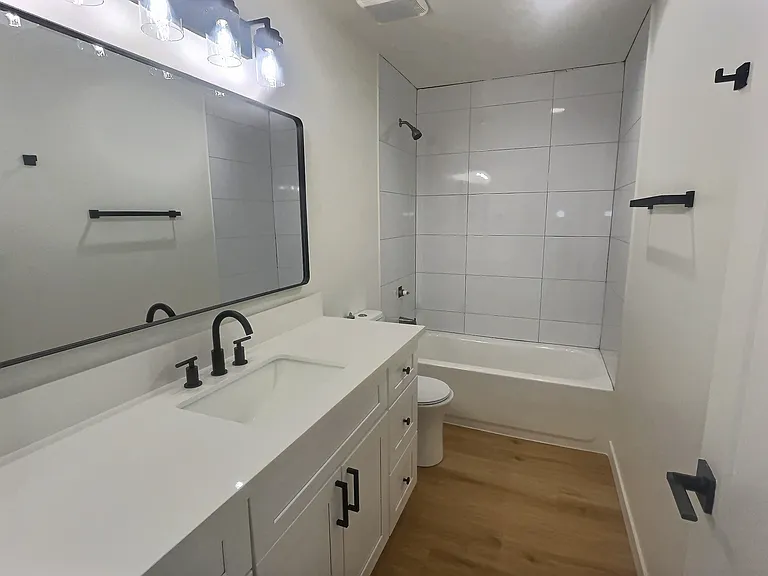 2502 E Paradise Ln #1 — Photo 26