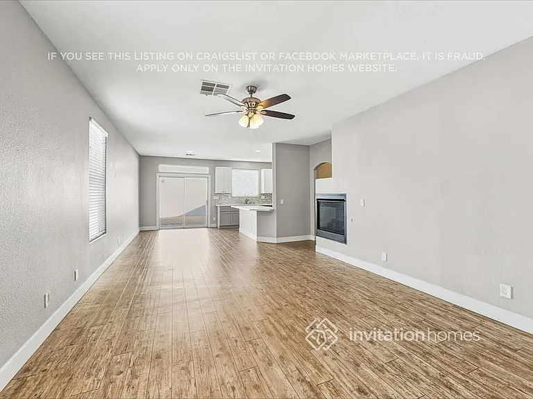 8121 Indigo Gully Ct — Photo 4