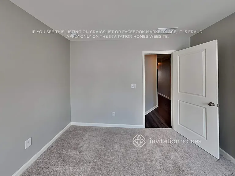 198 Webster Cir — Photo 15