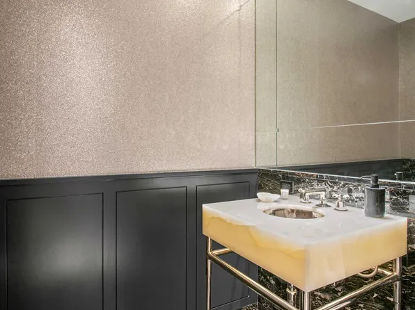 40 East End Avenue image 13 of 23