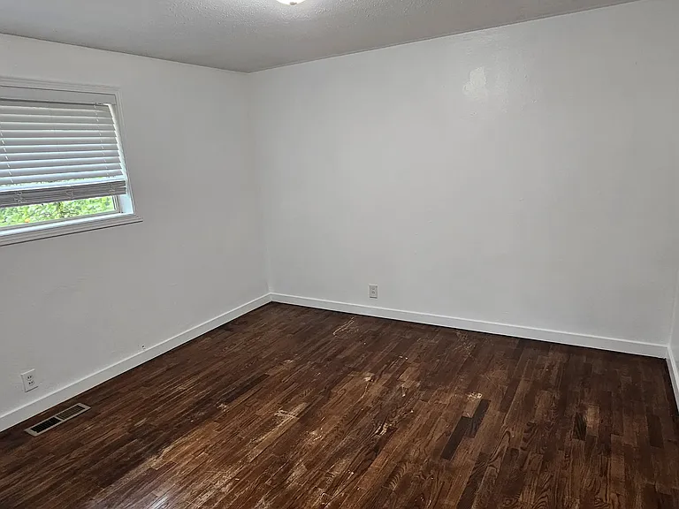 8615 John Dower Rd SW — Photo 26