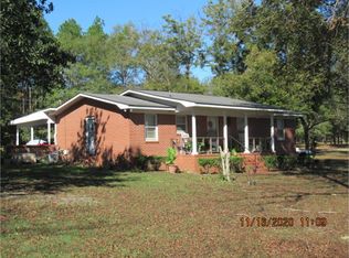 53 Lakeview Dr, Wrightsville, GA 31096