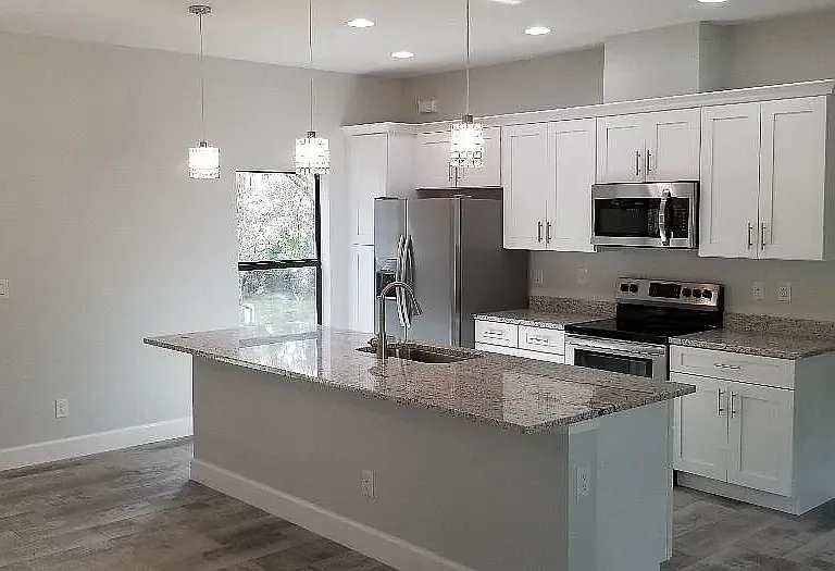 18391 Fremont Ave — Photo 4
