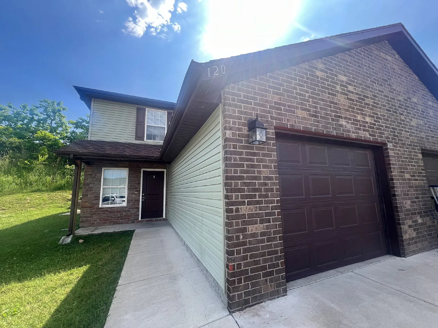 3 bed, 2.5 bath, $1,895 — Photo 1