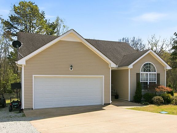 2nd image of 235 Foxfire Rd