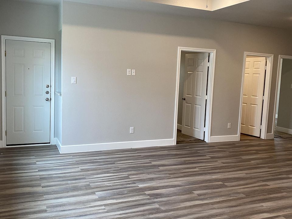 1st image of 3305 Sockwell Blvd